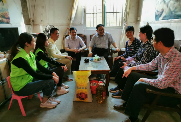 省生态环境厅与民进省委会、省环保基金会组成联合调研组赴河源市义合镇下屯村开展帮扶调研